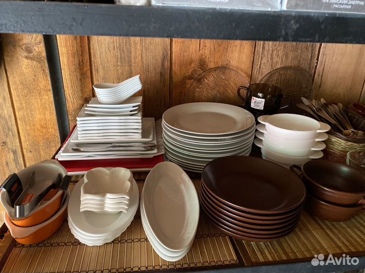 Посуда в кафе