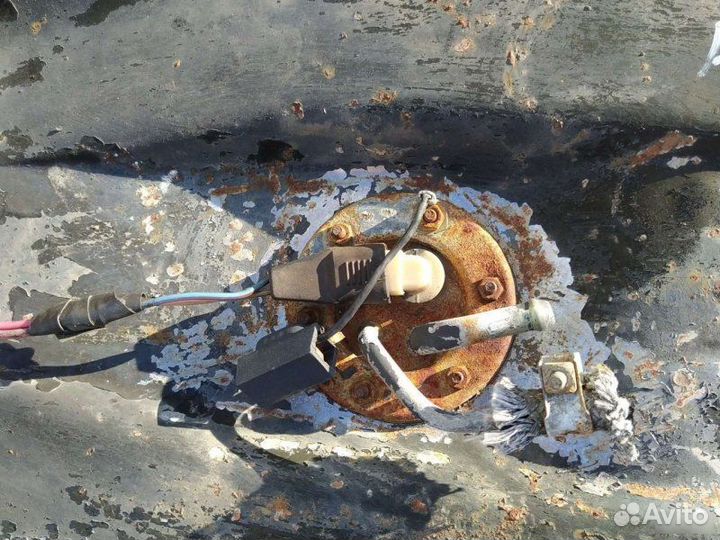 Бак топливный Ваз 21099 седан 1.5 1999