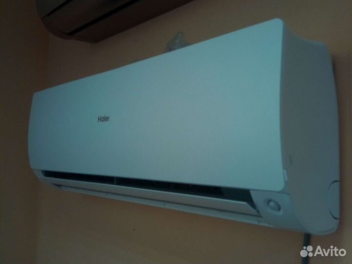 Кондиционер бизнес Haier Lightera ON/OFF HSU-07HN