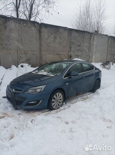 Главный цилиндр сцепления Opel Astra J A16XER 2013