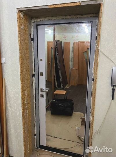 Дверь металлическая для дома