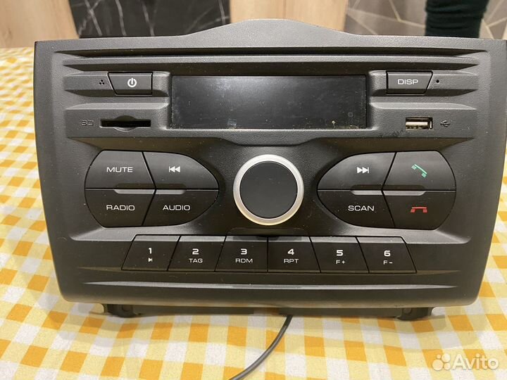 Штатная магнитола granta