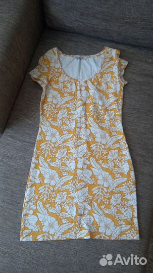 Джинсы,блузы,платье