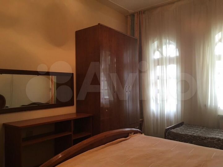 Дом 252,7 м² на участке 5,1 сот.