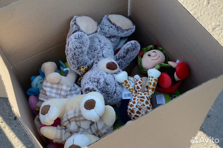 Коробка детских игрушек