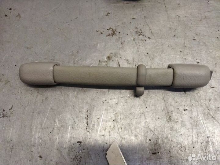 Ручка внутренняя потолочная задняя Suzuki Grand