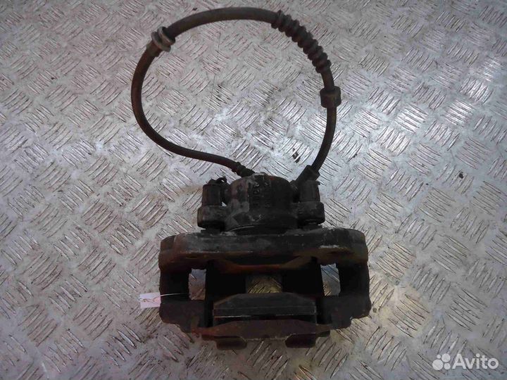 Суппорт передний правый BMW 3-Series F30