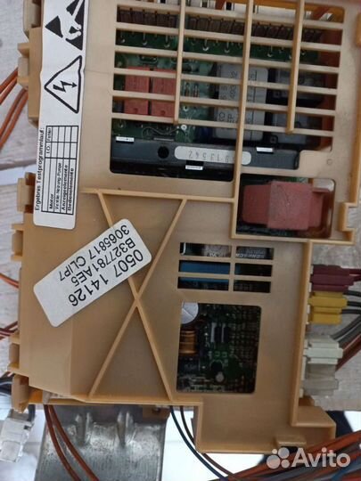 Стиральная машина бу bosch и индезит на запчасти