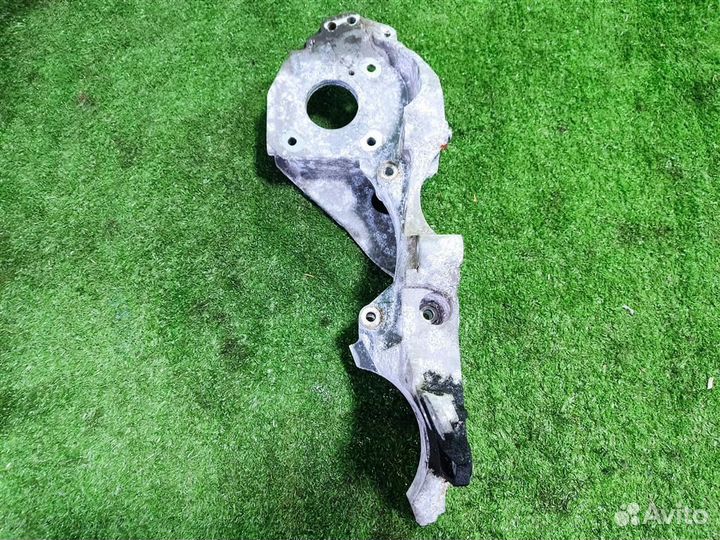 Кронштейн генератора volkswagen Caddy 3 2013