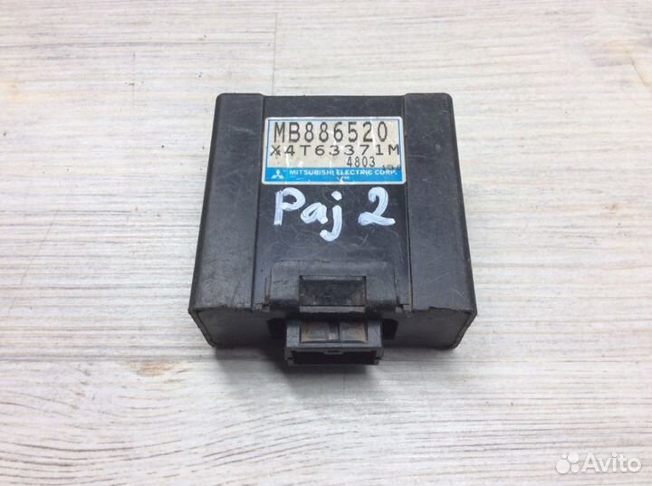 Блок электронный Mitsubishi Pajero/Montero Sport