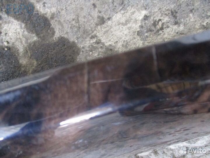 Декоративная накладка парприза правая BMW E60 s1050609