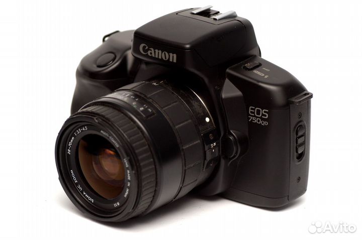 Canon EOS 750QD + Sigma UC Zoom 28-70mm f3.5-4.5