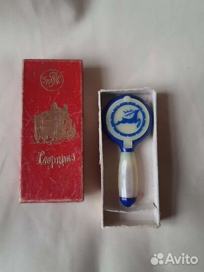 Пудреница-помада 