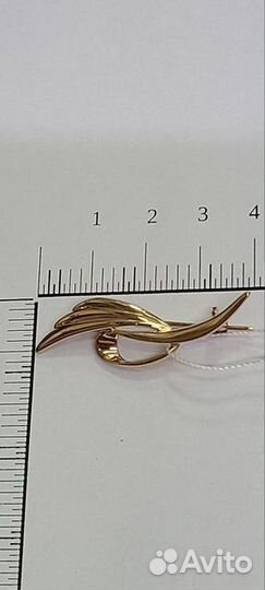 Золотая брошь