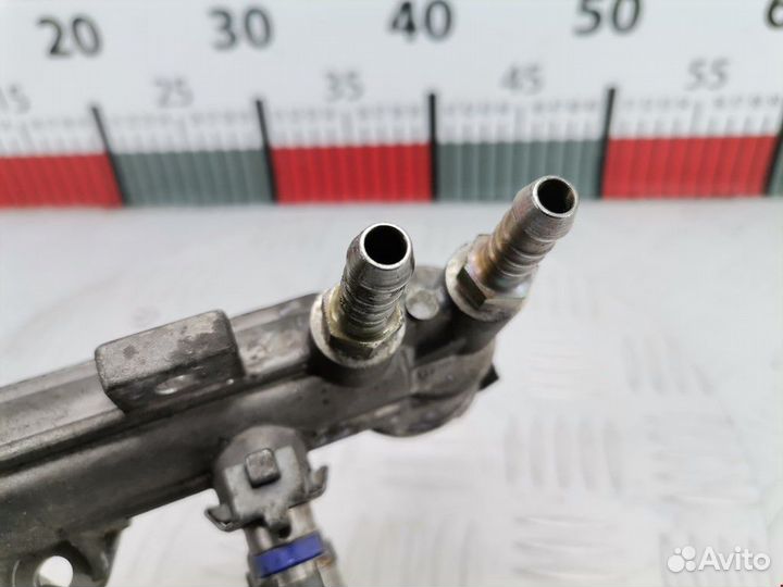 Форсунка Volkswagen Golf 4 2003 036906031L