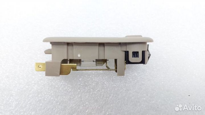 Плафон салонный передний правый Hyundai Tucson TL