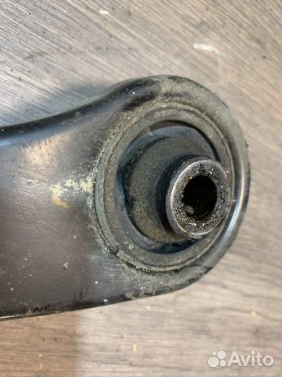 Рычаг Митцубиси Лансер 9 передний правый