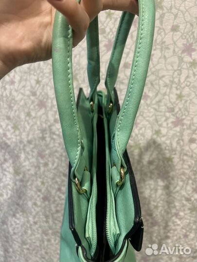 Сумка бирюзовая в идеальном состоянии