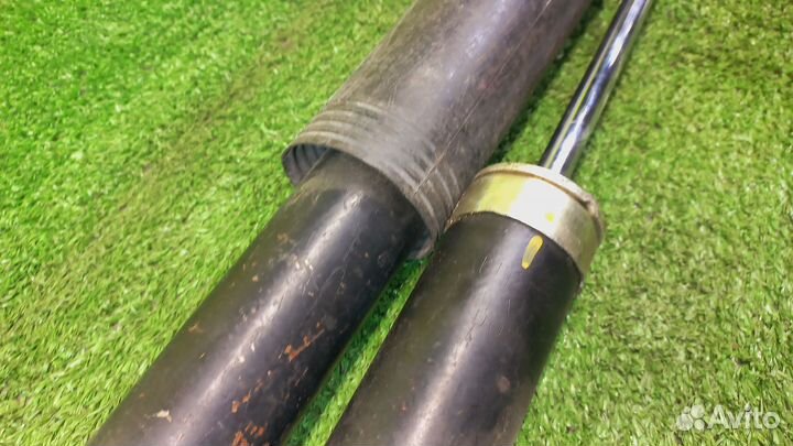 Амортизатор задний toyota ANH10W,ANH15W,ATH10W,MNH10W,MNH15W alphard 2WD 4WD