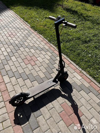 Самокат взрослый электрический mi ninebot