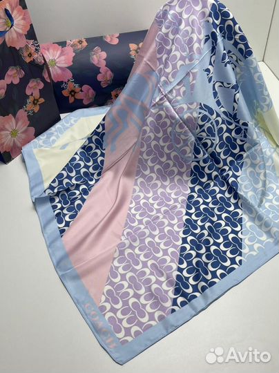 Шелковый платок Coach разные оттенки новые