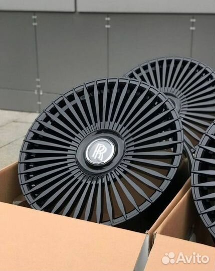 Кованые диски R22 Rolls Royce Cullinan, Ghost