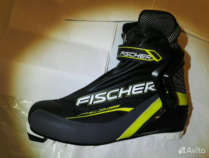 Ботинки лыжные Fischer 43 и 41
