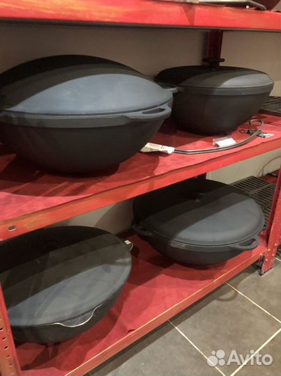 Казан чугунный с чугунной крышкой сковородой