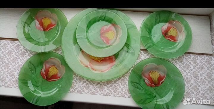 Набор столовой посуды новый