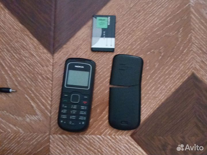Nokia 1202