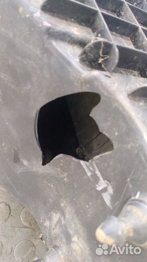 Корпус воздушного фильтра Volkswagen Golf 7, 2015