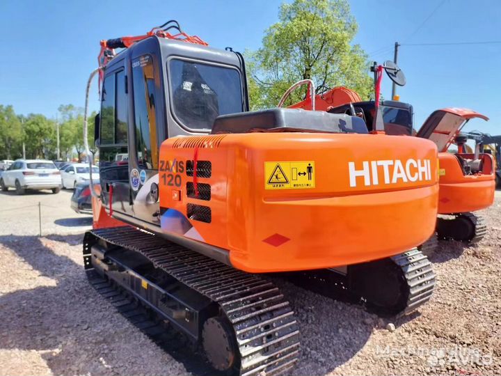 Гусеничный экскаватор Hitachi ZX120, 2018