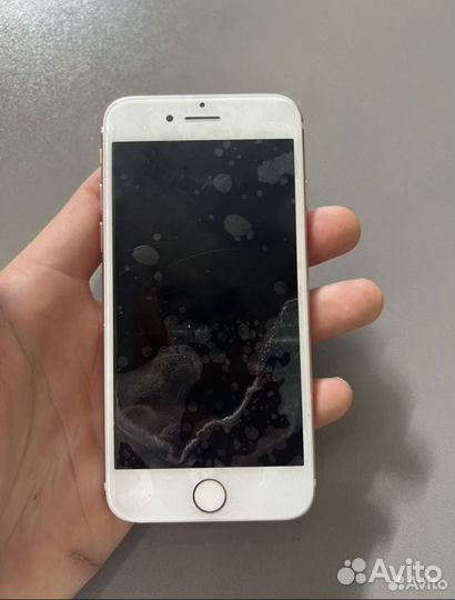 Телефон iPhone 7