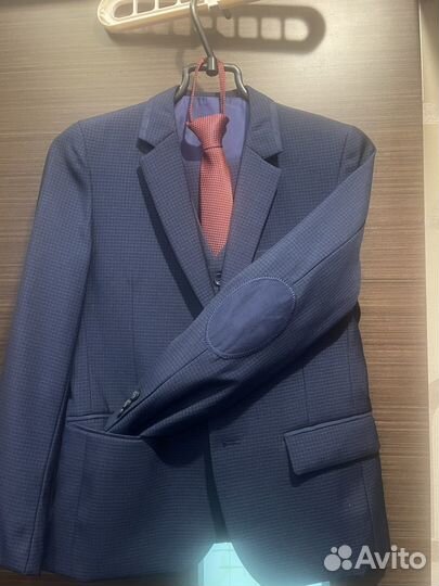 Костюм тройка для мальчика