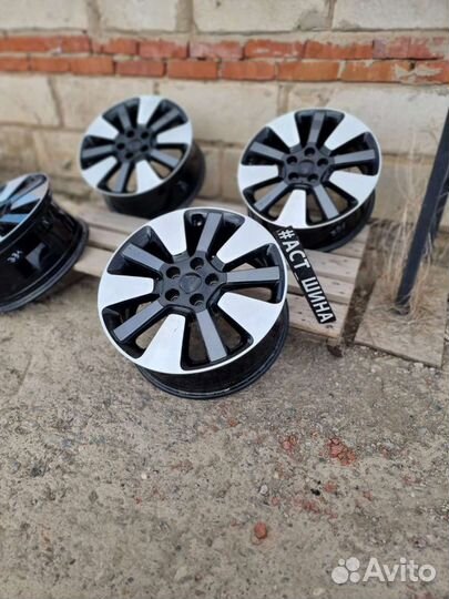 331) Диски литые оригинальные KIA soul R18 5x114.3