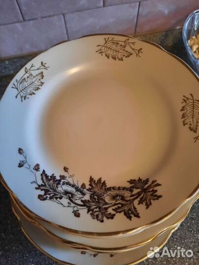 Набор тарелок