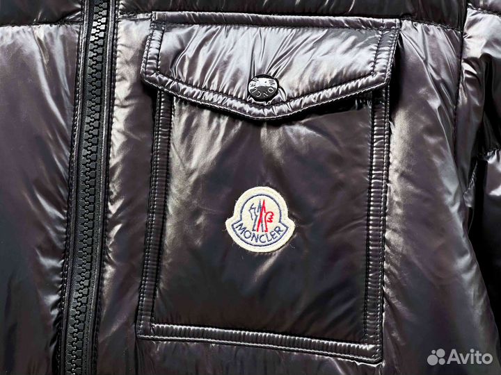Пуховик Moncler