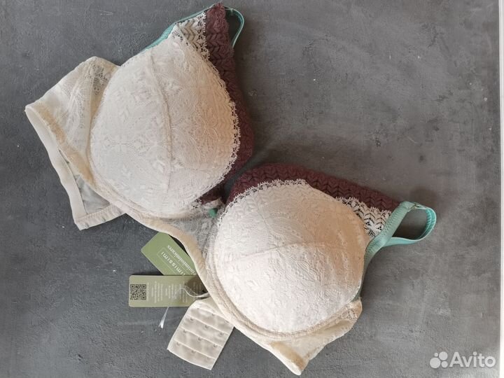 Intimissimi бюстгалтер новый 105C