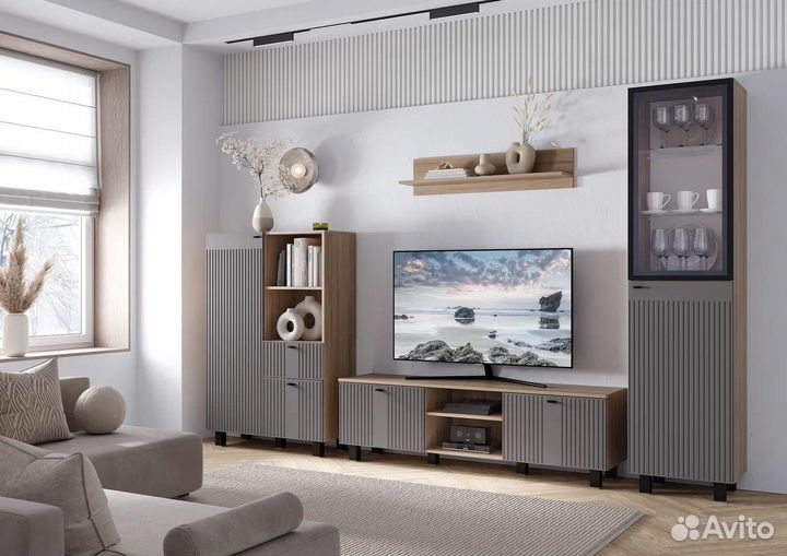 Стенка в гостиную новая