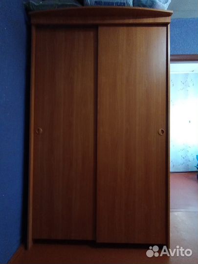 Продам шкаф-купе