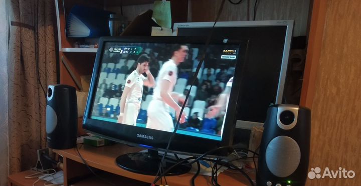 Телевизор,комплект для цифрового тв