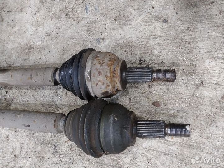 Левый привод Рено лагуна 2 механика 1,8