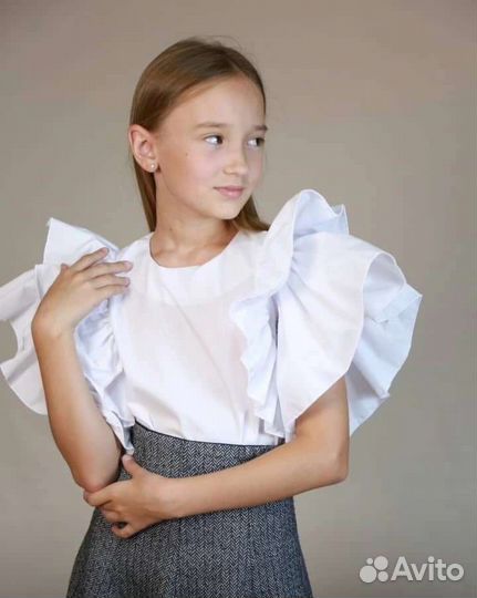 Блузка школьная
