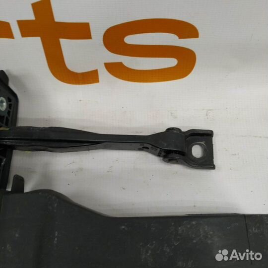 Ограничитель двери задний Volkswagen Tiguan 2 2019