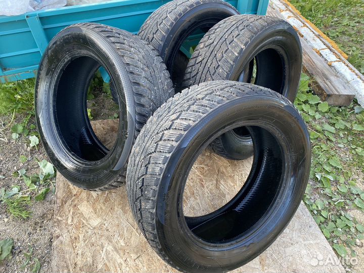 Kumho I'Zen KW27 255/55 R18