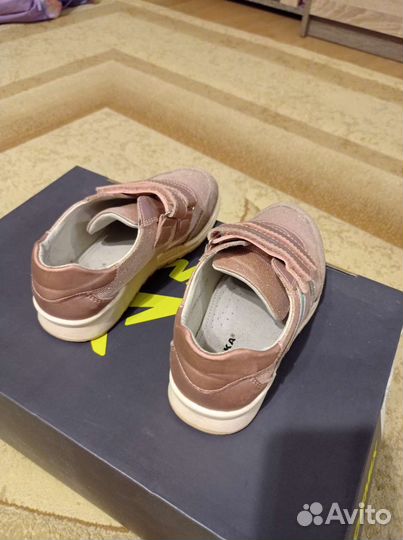 Кросовки для девочки