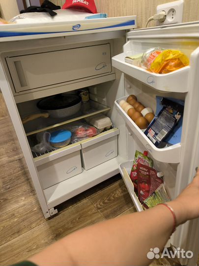 Холодильник маленький 