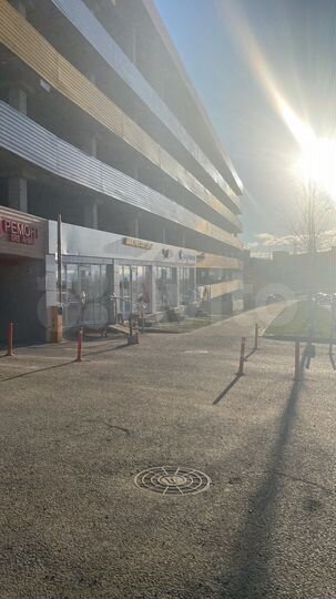 Машиноместо, 30 м²