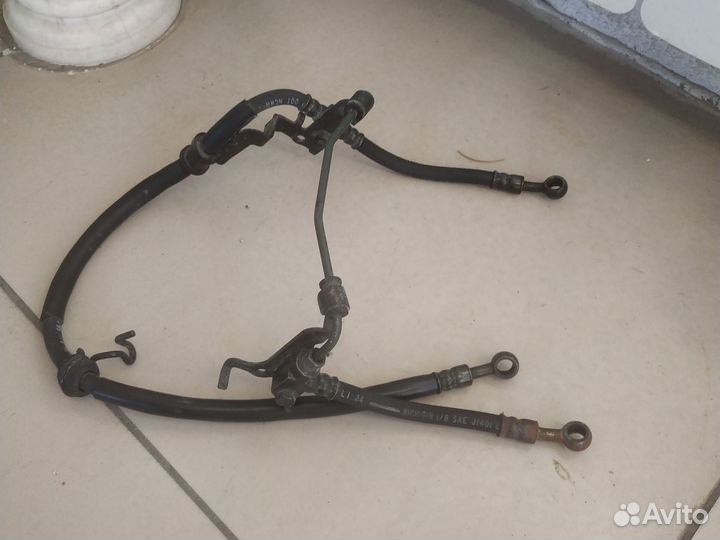 Хонда CBR-600.F3.магистраль тормозная передняя