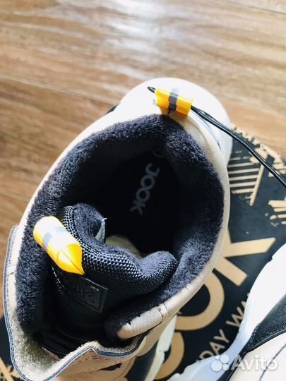 Демисезонные ботинки на мальчика новые